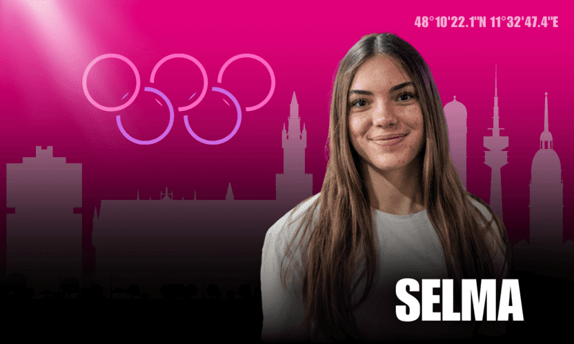 Portrait einer jungen Frau mit langen Haaren vor einer farbigen Hintergrundgrafik und dem olympischen Logo. Text: "SELMA".